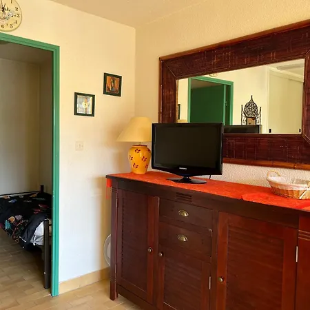 Apartment A Pour 3 Pers, Vue Port, Parking Prive - Fr-1-796-89 Gruissan